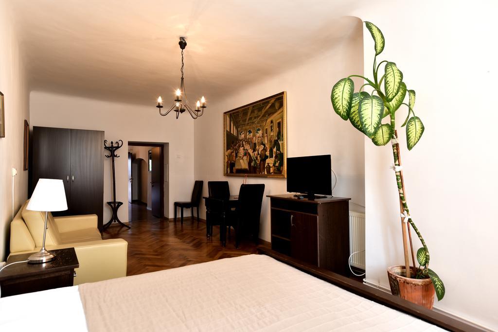 Hotel Da Vinci Brașov Exterior foto